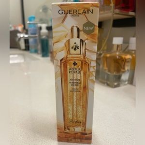 GUERLAIN-ABEILLE ROYALE
ADVANCED YOUTH WATERY OIL